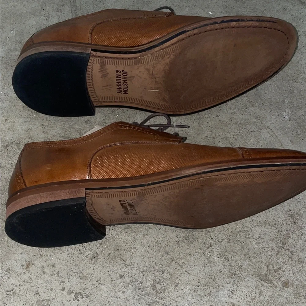 Johnston & Murphy Tan Leather Oxfords - Picture 2 of 8